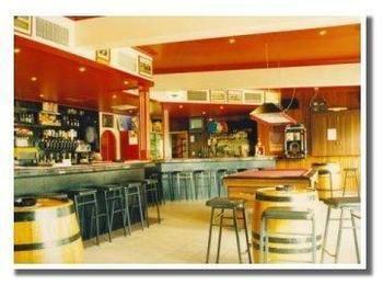 Nightcap At Queens Beach Hotel Bowen Exterior foto